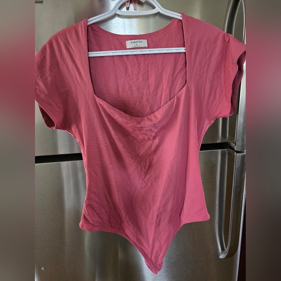Babaton Aritzia Pink Short Sleeve Thong Bodysuit - Picture 1 of 4